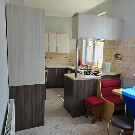 Apartment Kamienica Miedzy Klonami